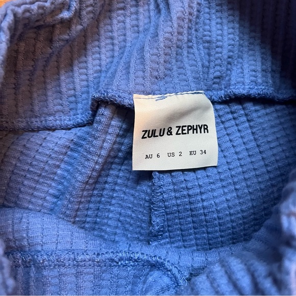 Zulu & Zephyr blue ribbed shorts size 2 - Picture 4 of 5